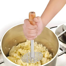 10200 wooden handle potato masher 1pc