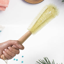 bottle brush with wooden handle