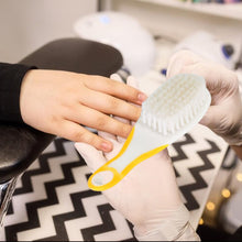 handle grip nail brush for men and women