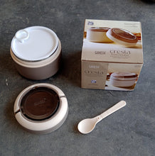 insulated airtight lunch box with spoon
