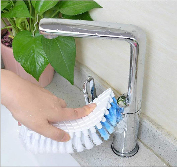 flexible plastic cleaning brush for home bathroom