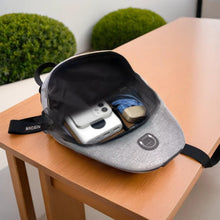 waterproof waist bag gadget bag travel