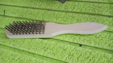 wooden handle steel wire brush 1 pc