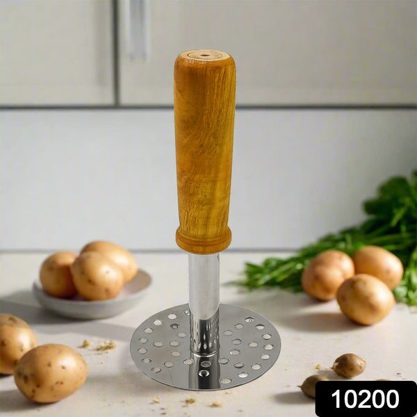10200 wooden handle potato masher 1pc
