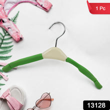 13128 green sponge cloth hanger 1pc